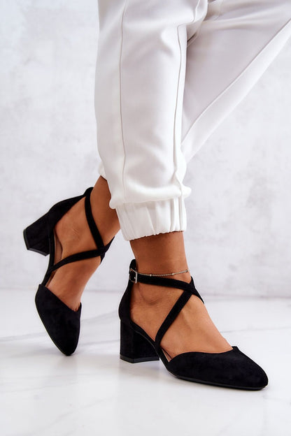 Block heel pumps
