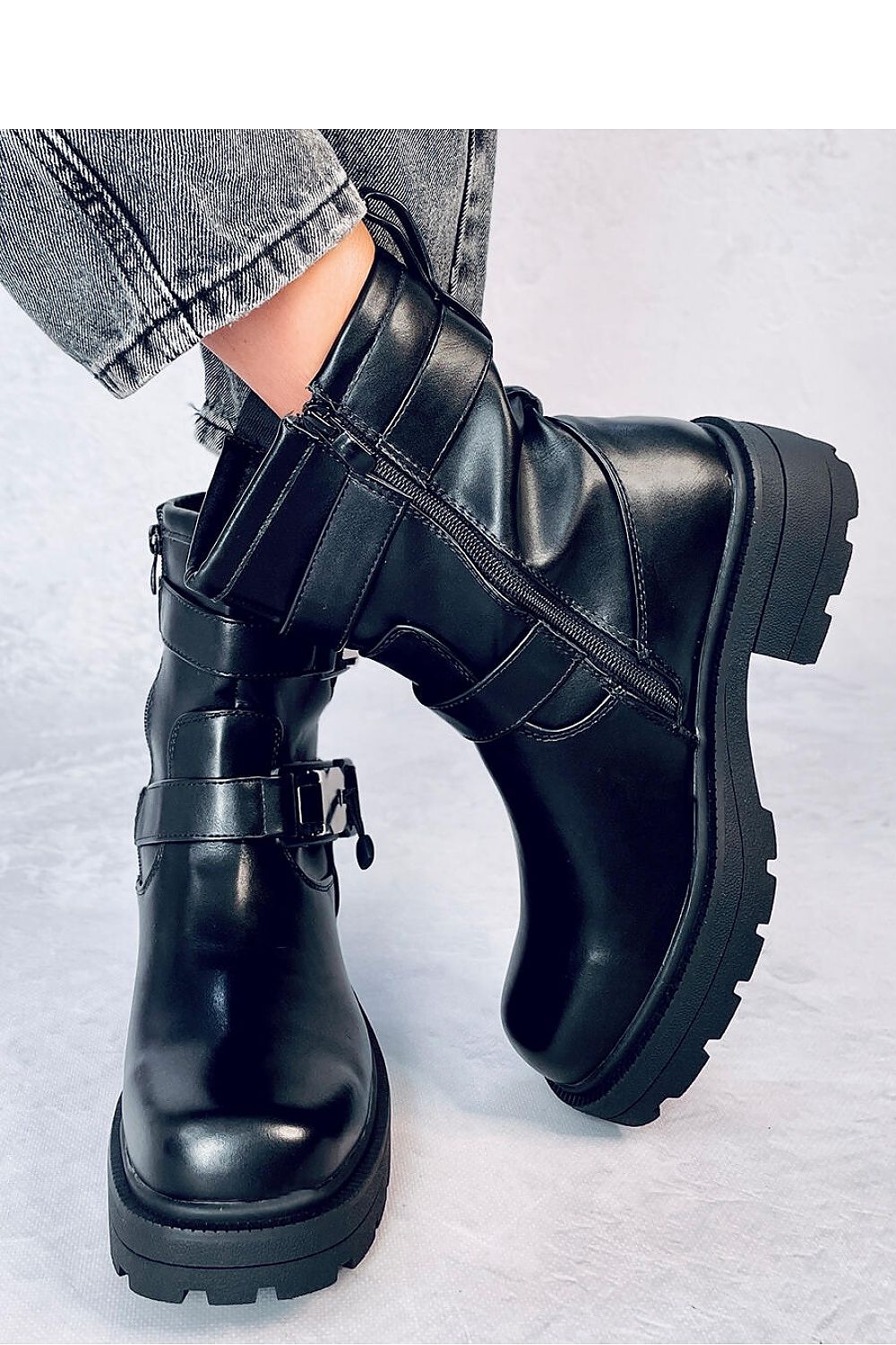 Boots Inello