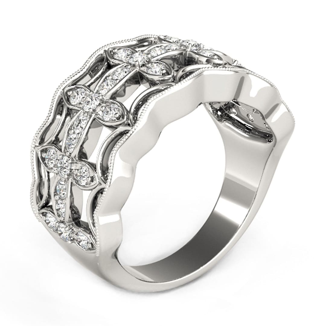 Diamond Studded Four Leaf Clover Motif Ring in 14k White Gold (1/4 cttw) | Richard Cannon