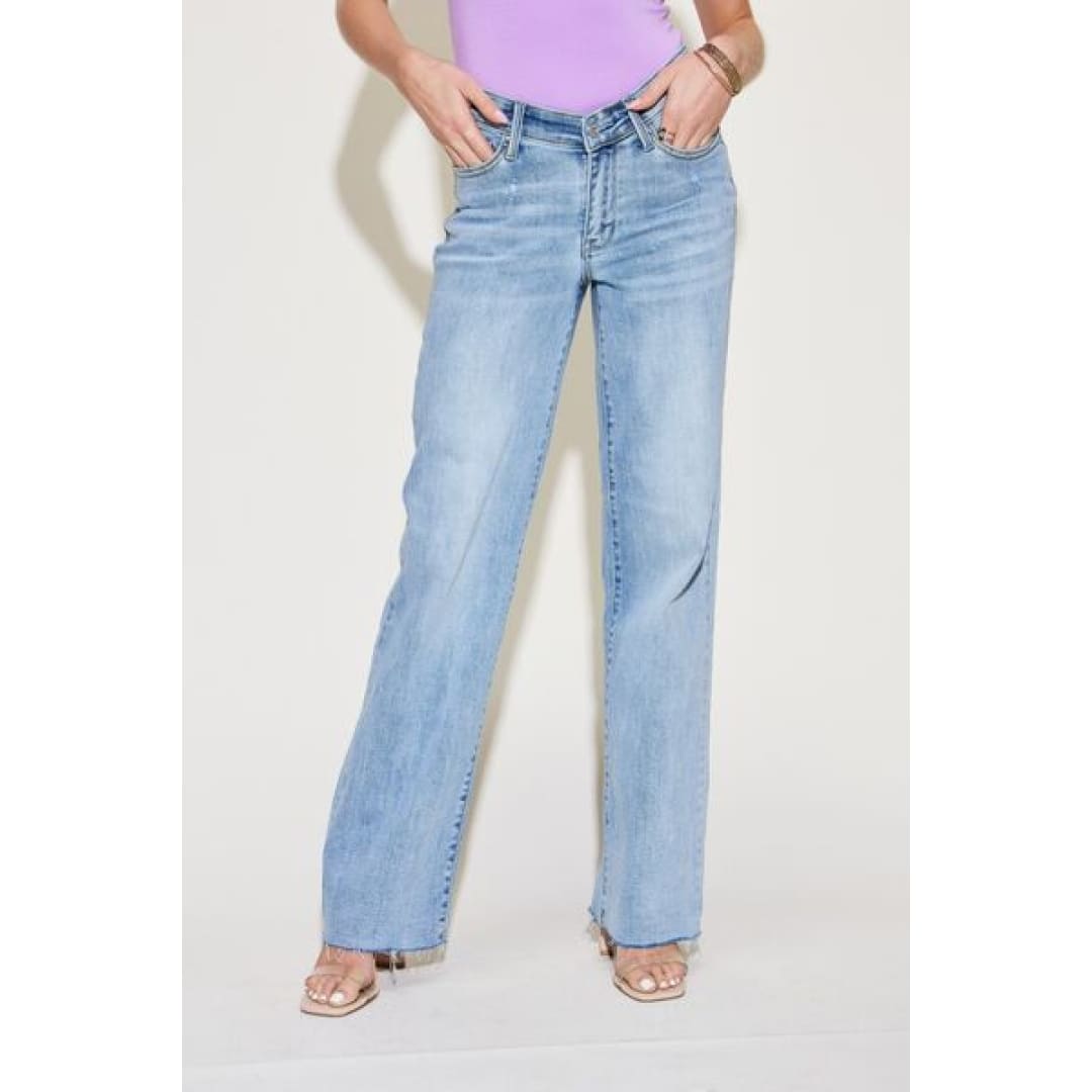Judy Blue Full Size V Front Waistband Straight Jeans | The Urban Clothing Shop™