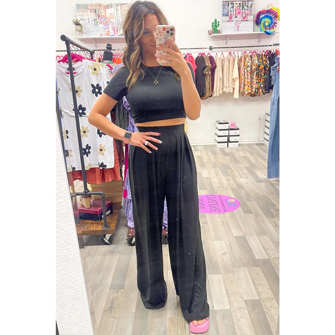 Slim Fit Crop Top and Pleated Wide Leg Pants Set | Fashionfitz