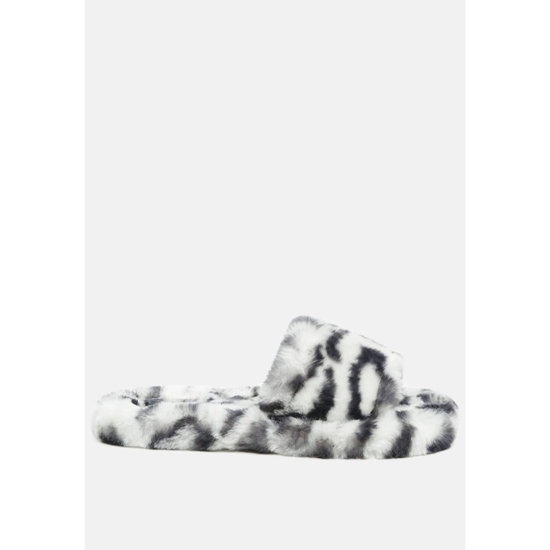 snuggle-in indoor fur flats | London Rag